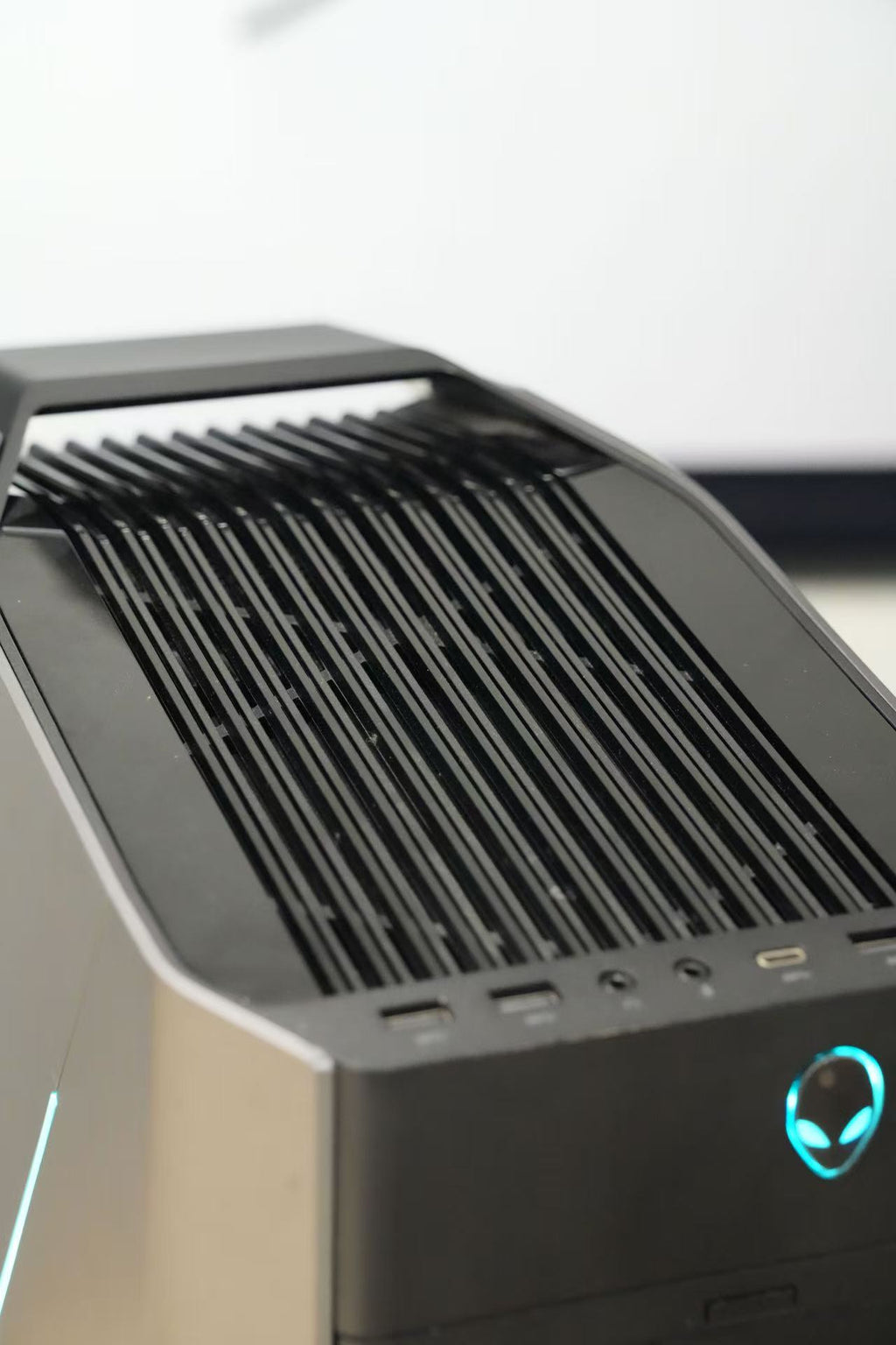 Certified GamingPC - 8700 + Dell 1060 6GB LIKE NEW