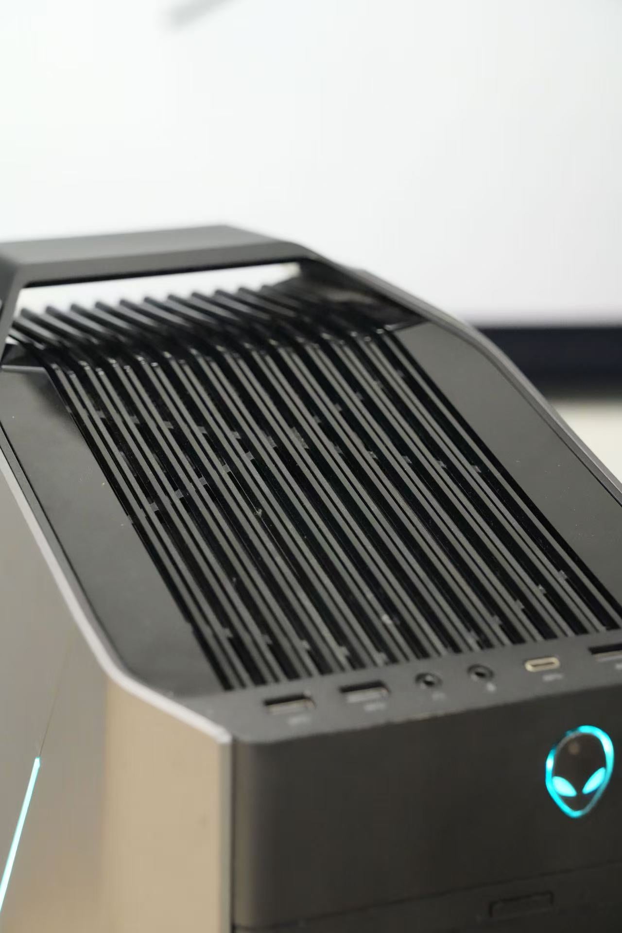 Certified GamingPC - 8700 + Dell 1060 6GB LIKE NEW