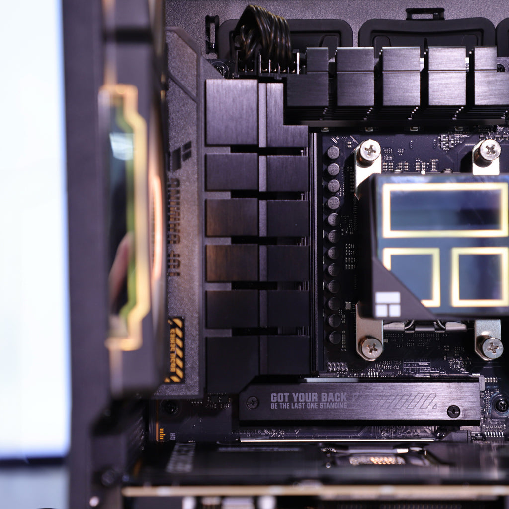 VNC Pro Gaming PC | Ryzen 7800X3D + RTX 5070 Ti+ VNC Gaming Case