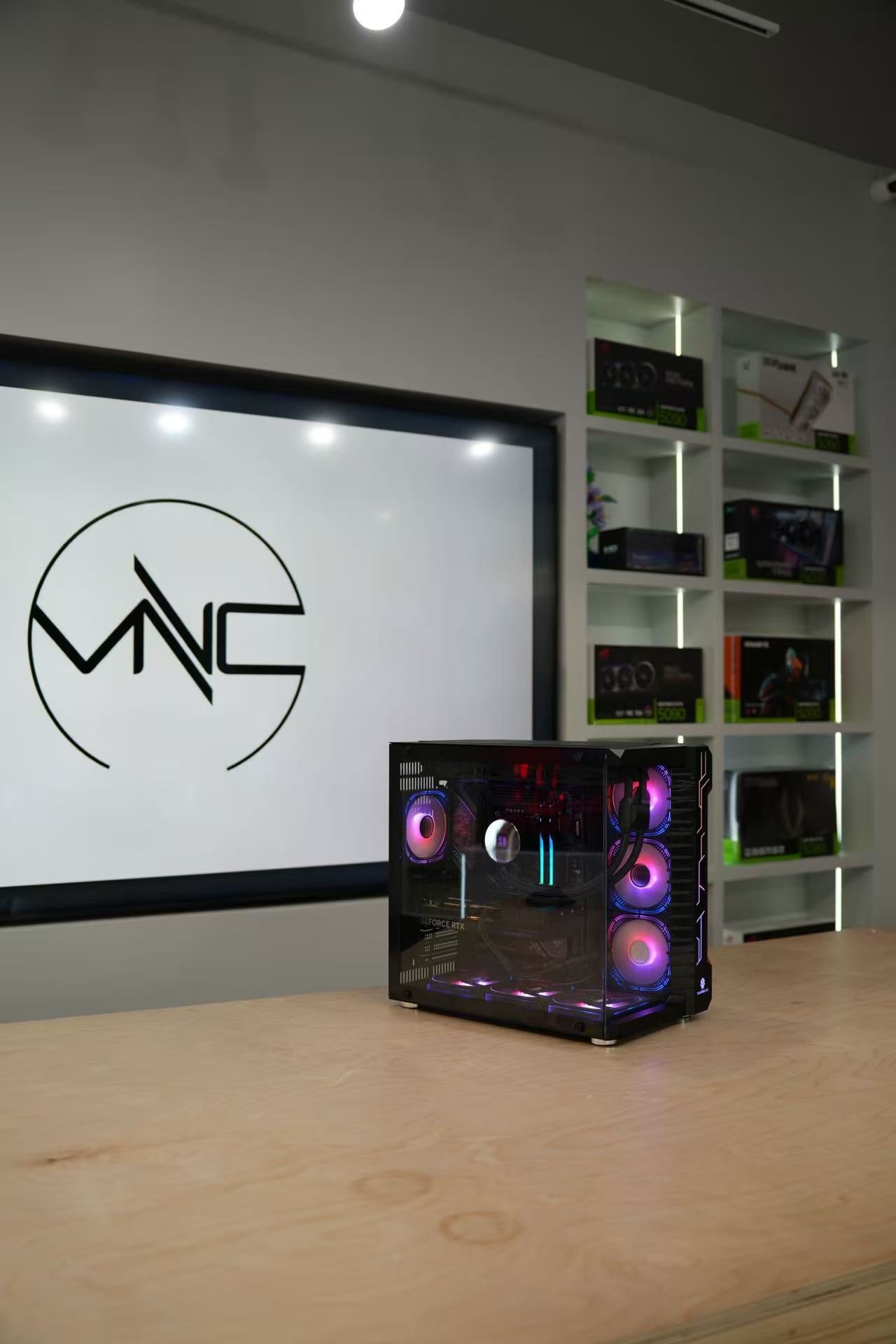 Certified GamingPC - 14700kf + Gigabyte RTX 4070ti super LIKE NEW