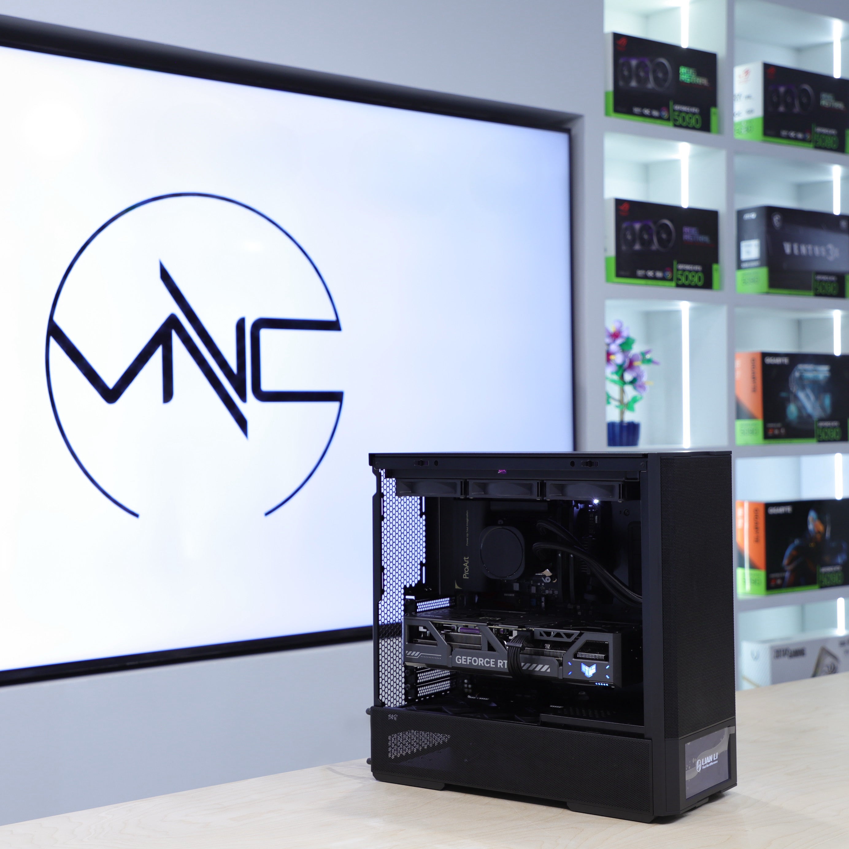 VNC Pro Gaming PC | Ultra 285k + RTX 5090 + Lian li 207