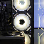 VNC Pro Gaming PC | AMD 9800X3D + RTX 5080 + Lian li Black