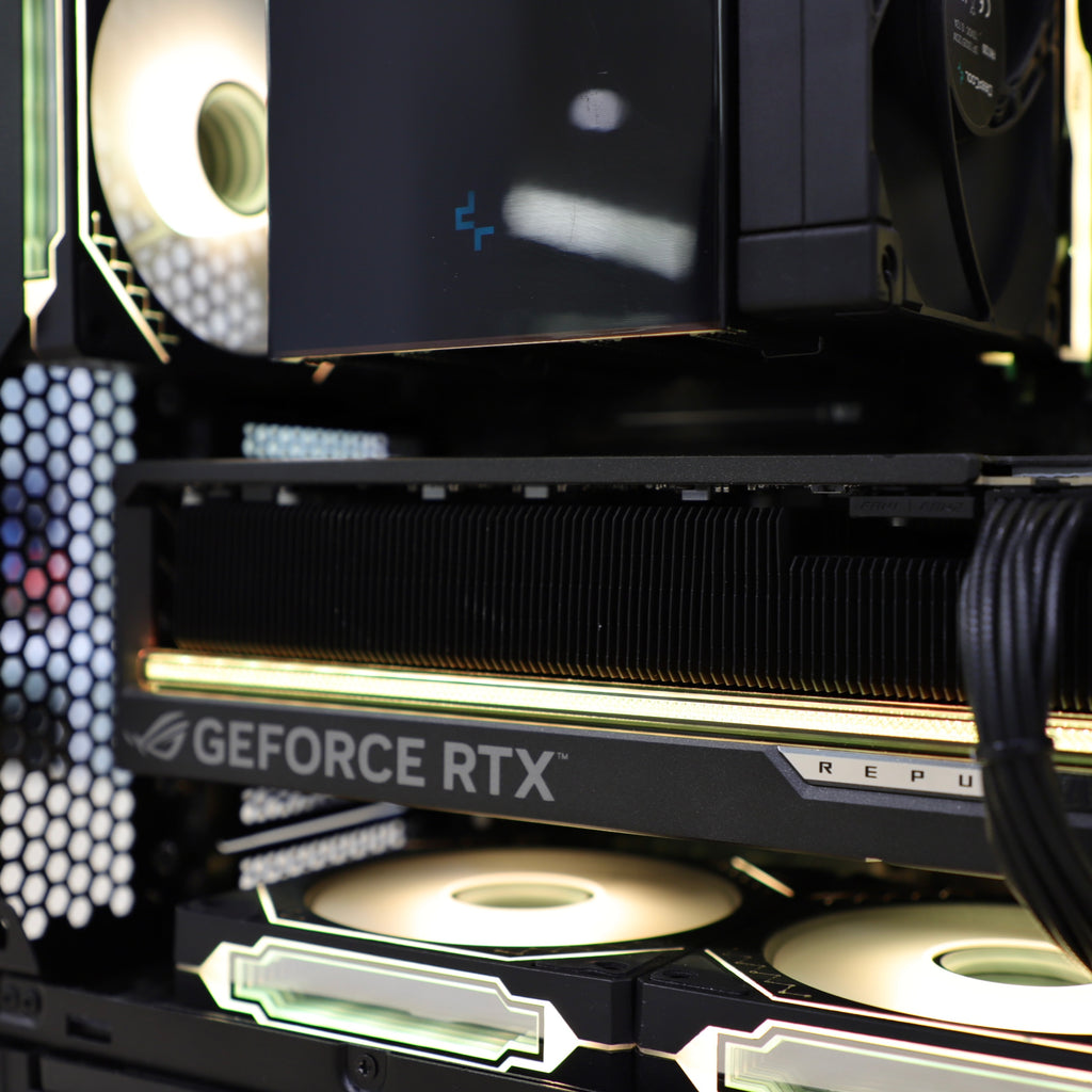 VNC Pro Gaming PC | AMD 9800X3D + RTX 5080 + Lian li Black