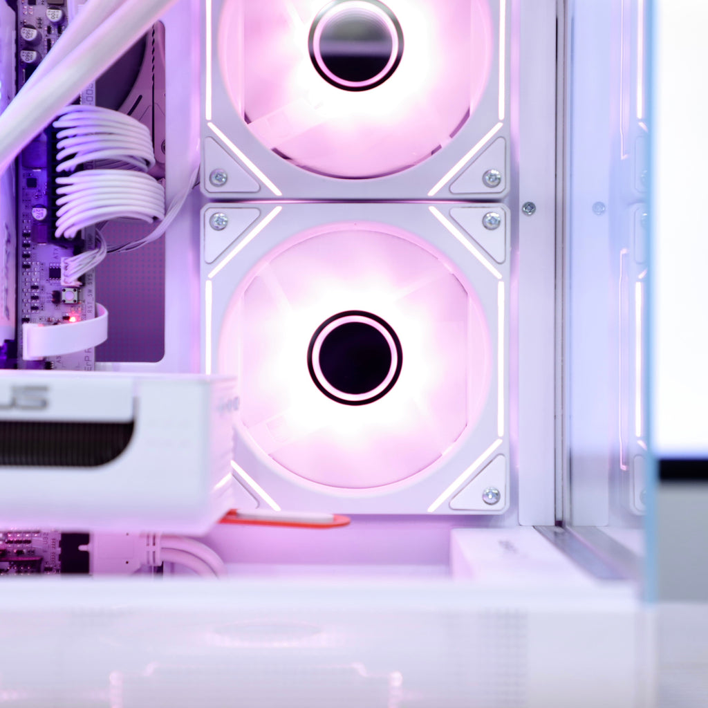 VNC Pro Gaming PC | Ryzen 9800X3D + RTX 5070 + Unknown Player Phantom Wing