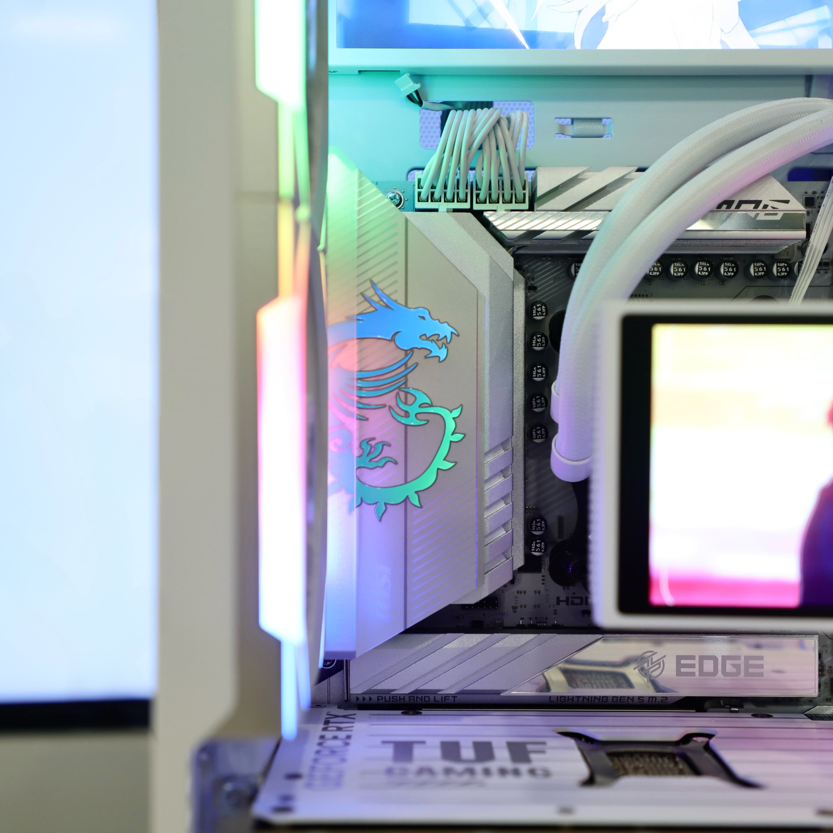 VNC Pro Gaming PC | AMD 9850X3D+ RTX 5070 Ti+ LianLI O11 Vision Compact