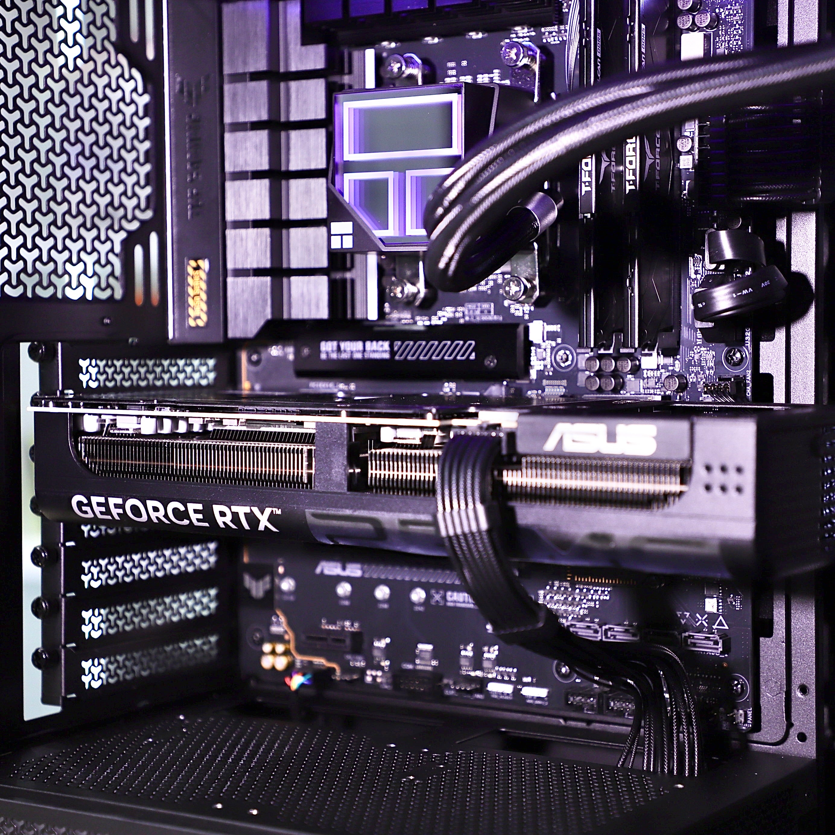 VNC Pro Gaming PC | Ryzen 7800X3D + RTX 5070 ti + 4000D