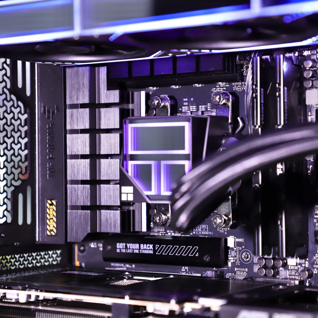 VNC Pro Gaming PC | Ryzen 7800X3D + RTX 5070 ti + 4000D