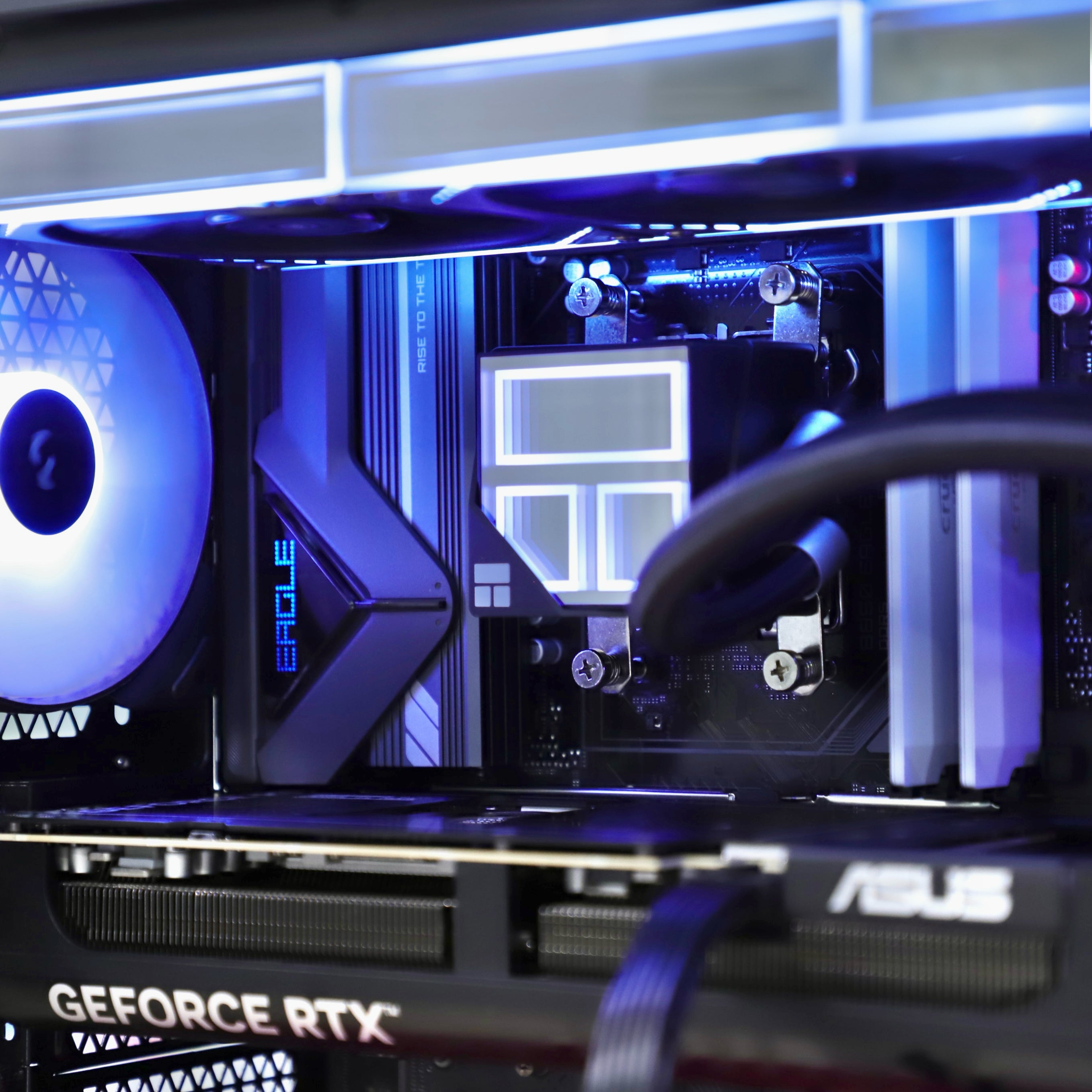 VNC Pro Gaming PC | AMD 9800X3D + RTX 5070 ti+ Fractal Design Case