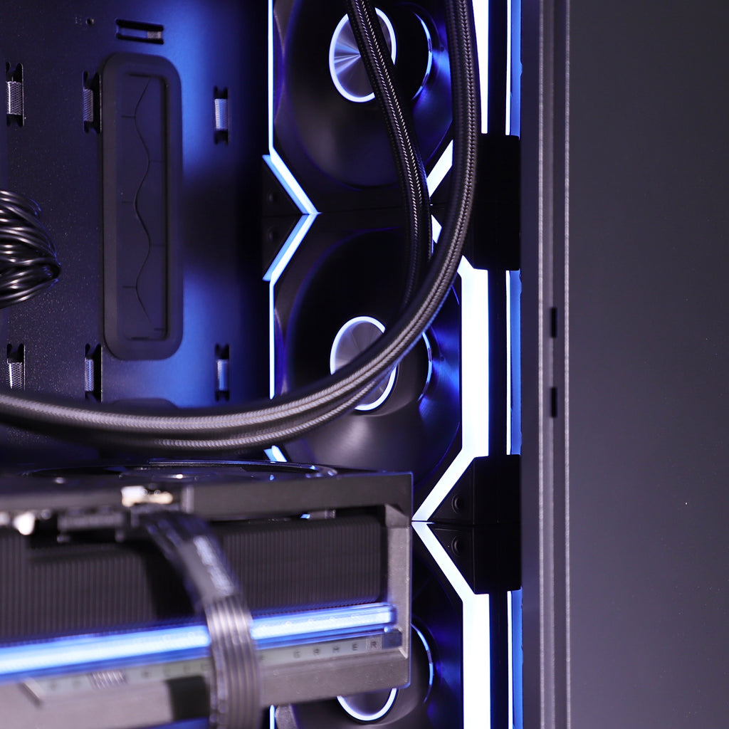 VNC Pro Gaming PC | Ryzen 9850X3D + RTX 5090 + Lian li O11